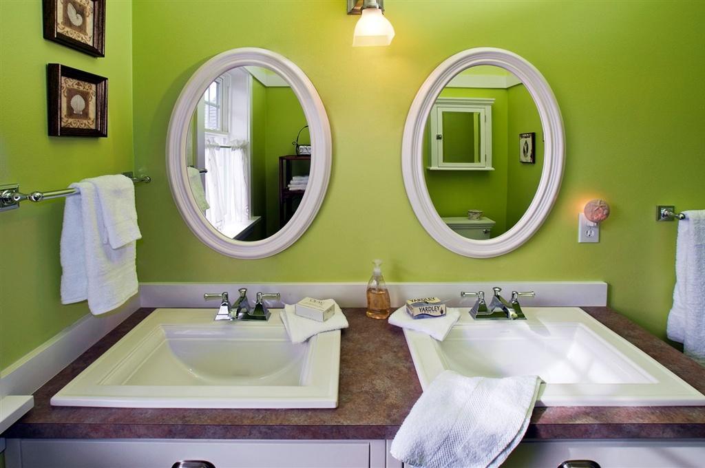 Grandview Gardens Bed And Breakfast Keyport ภายนอก รูปภาพ
